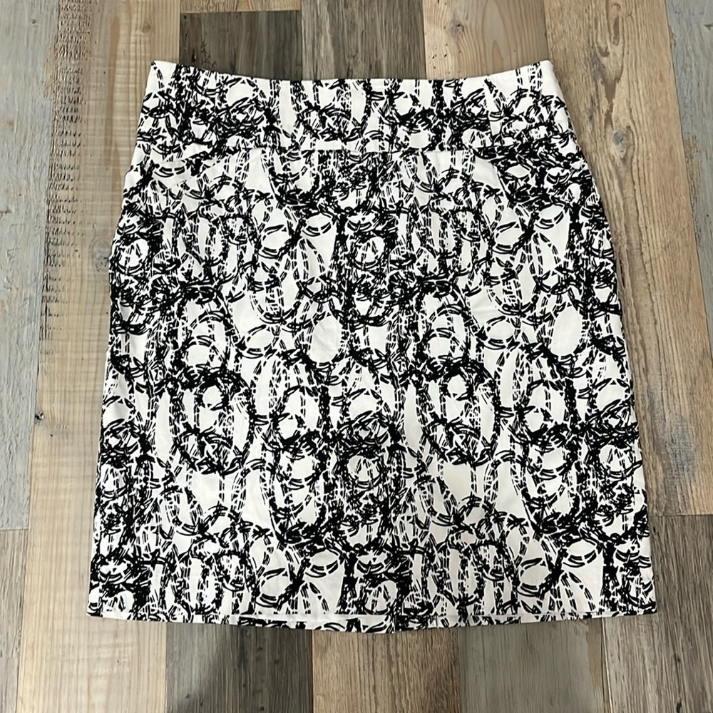 Calvin Klein Skirt Womens 16 Black Ivory Print Straight Pencil Art to Wear